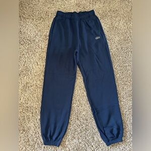 Alo Yoga Accolade Sweatpants - XS - Navy - Runs Big